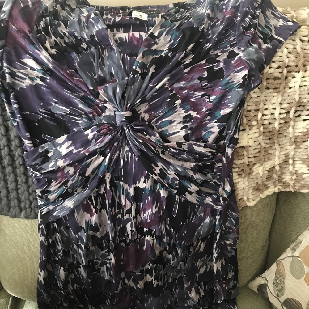 Short sleeve v-neck dress